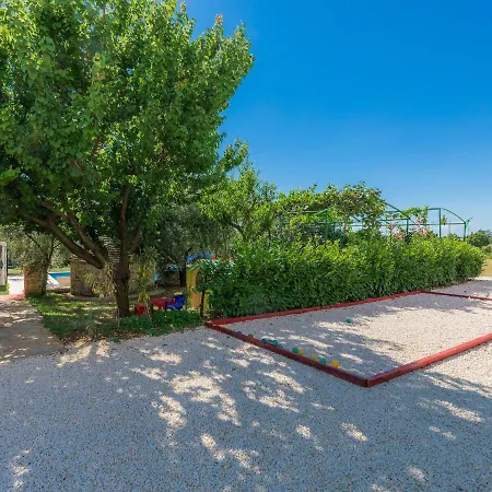 Apartament Ivan & Tina-2 By Interhome