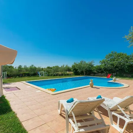 Ivan & Tina-2 By Interhome Kanfanar