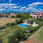 Ivan & Tina-2 By Interhome Kanfanar