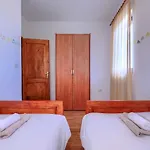 Appartamento Ivan & Tina-2 By Interhome