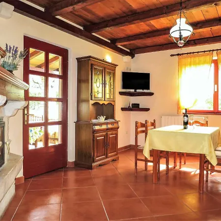 Apartment Ivan & Tina - Roj456 By Interhome Kanfanar