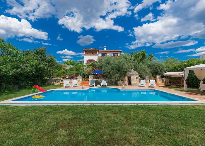 Ivan & Tina-2 By Interhome